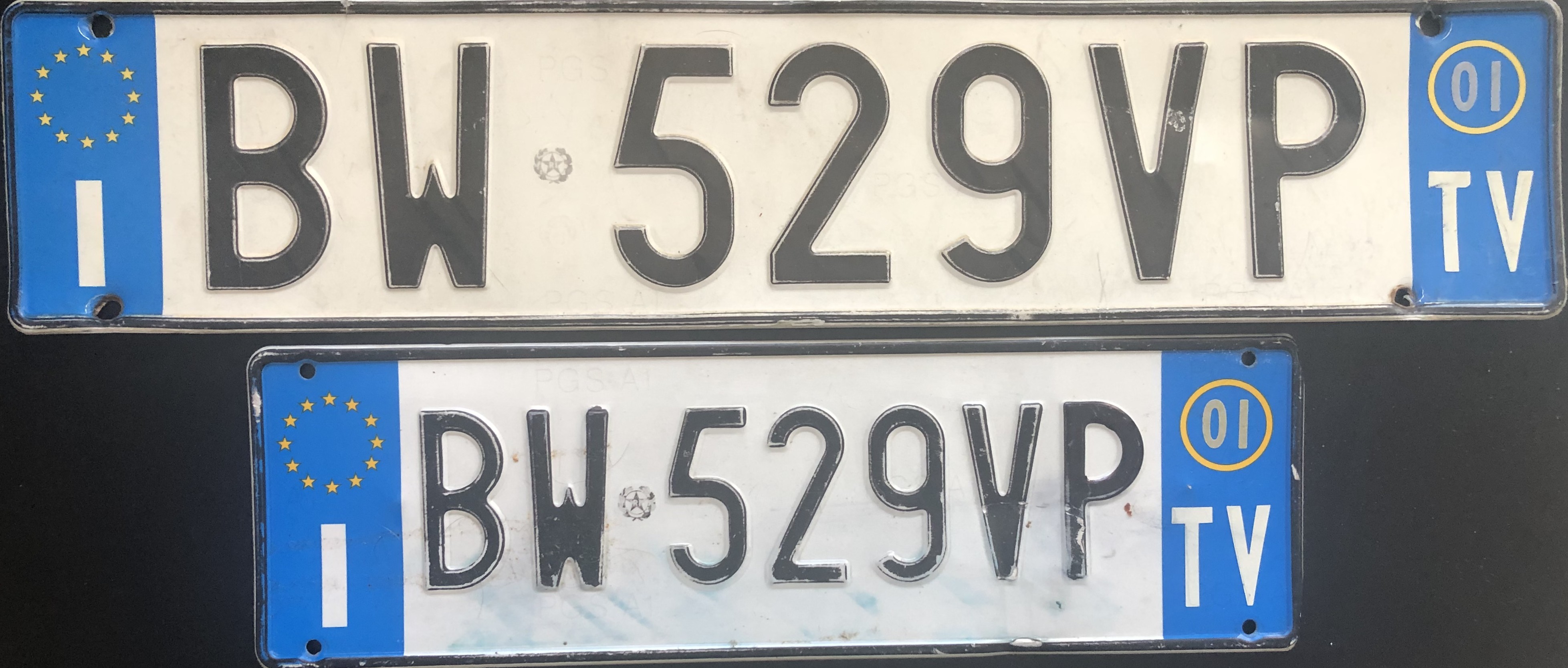 Italy license plate BW 529VP