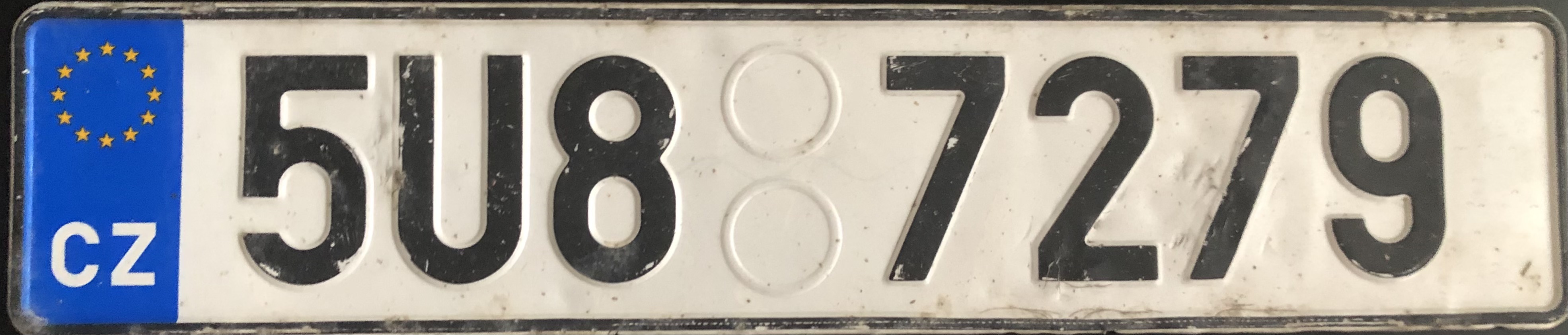 Czech Republic license plate 5U8 7279