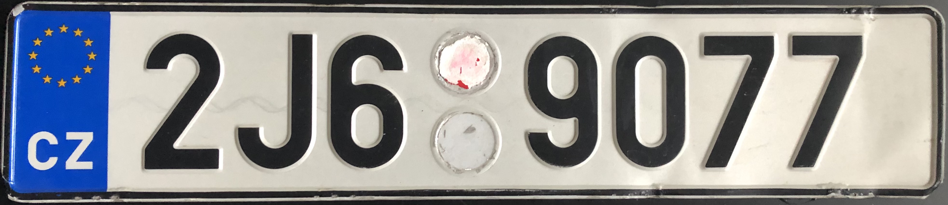 Czech Republic license plate 2J6 9077