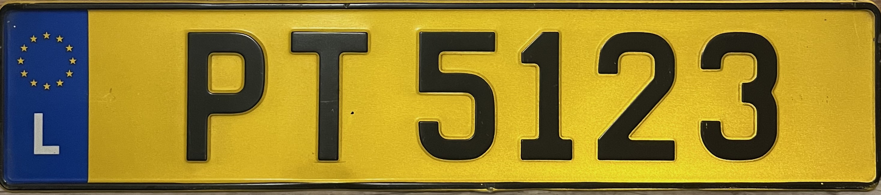 Luxembourg license plate PT 5123