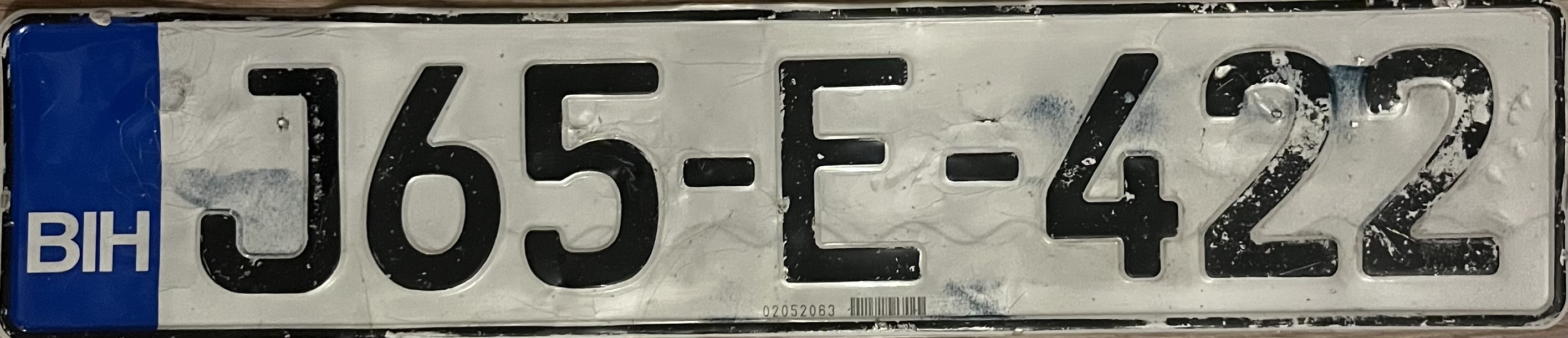 Bosnia and Herzegovina license plate J65-E-422